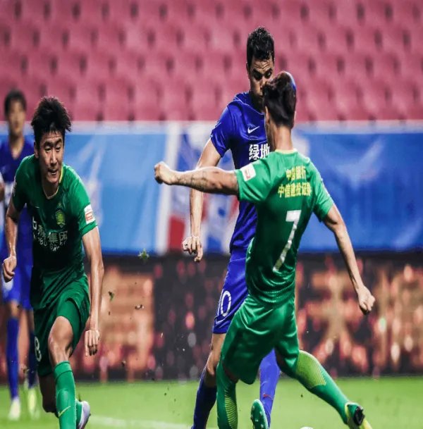 韦世豪为何辱骂对手？