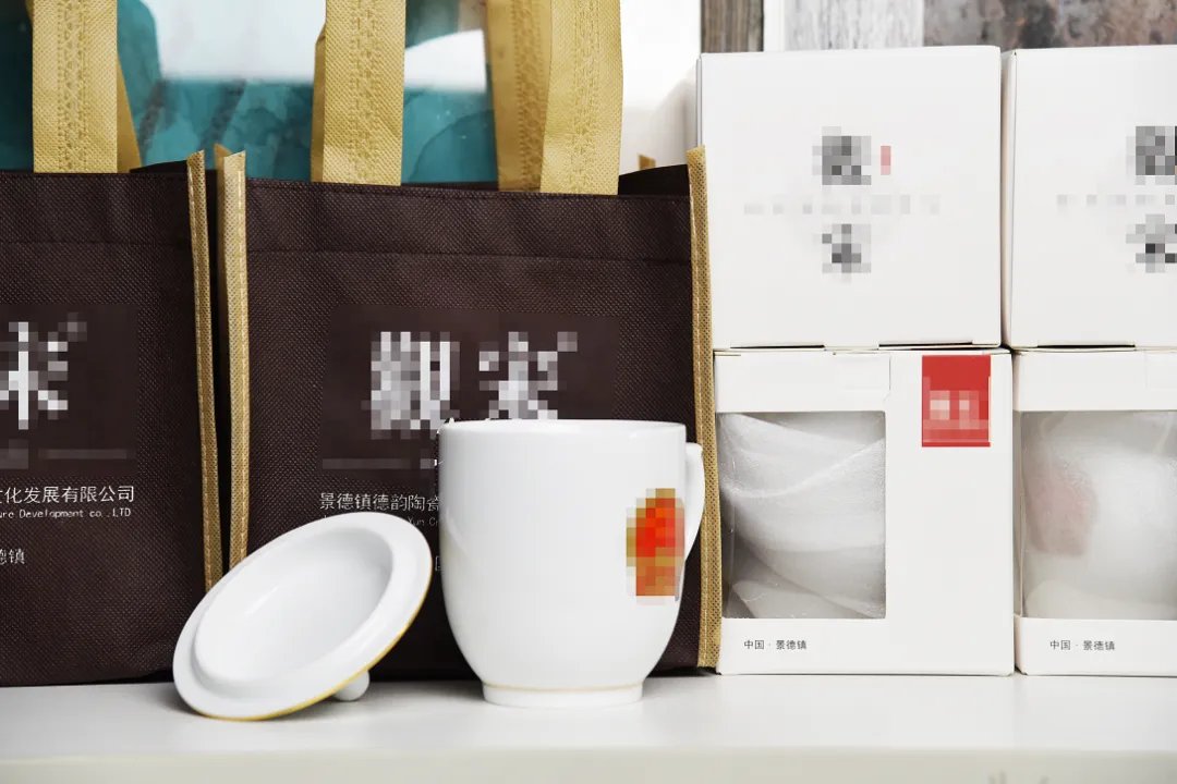 【艺术节】搞事搞事搞事！今天下午五点，福利惊喜都在直播间！