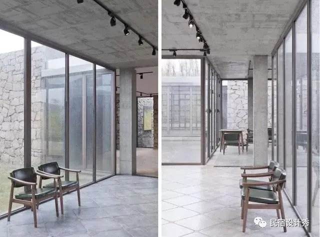 方整简洁，质感粗粝的土红色“盒子”