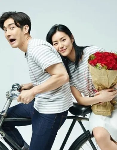 韩国人评价崔始源刘雯 称俩人很般配