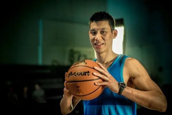 当年科比为什么对林书豪说滚开？