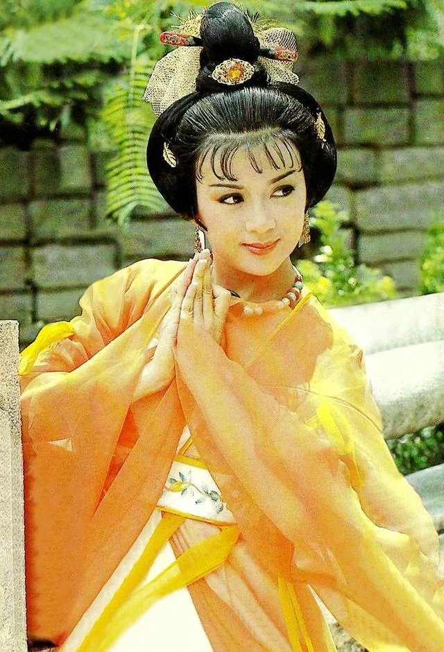 马苏在最新一期《国家宝藏》扮杨贵妃惊艳四座，哪些女明星扮过杨贵妃？