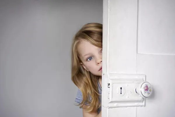 关于穷养好还是富养好，两者的差别是什么？家长应当怎么做？