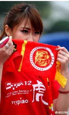 亚冠小组赛，恒大发布挑战墨尔本的赛前海报：雄心未老，郑智或将首发，能拿下对手吗？