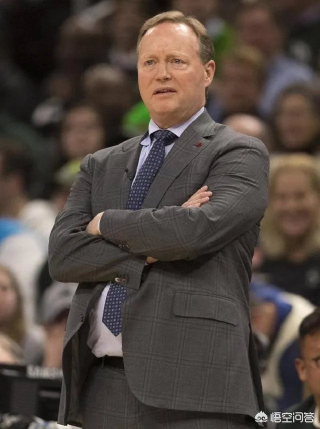 绿军横扫步行者，雄鹿横扫活塞也在即，季后赛次轮两队再狭路相逢，会擦出怎样的火花？