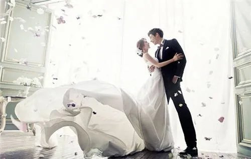 婚纱摄影店排名 知名婚纱摄影影楼