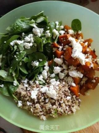 完美健康圣品藜麦南瓜芝士色拉－Quinoa Salad with pumpkin, spinach&feta cheese