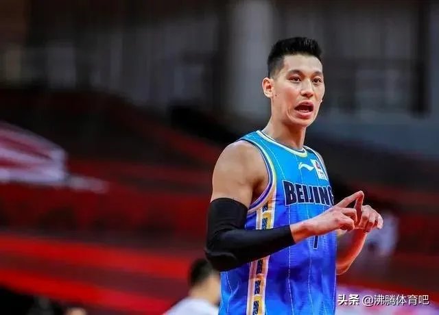 首钢和新疆队比赛中，得分状态最好的林书豪在末节坐冷板凳，这是怎么回事？