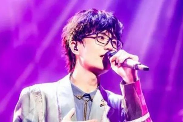 网络十大经典歌曲排行榜：《有何不可》上榜，90后专属回忆