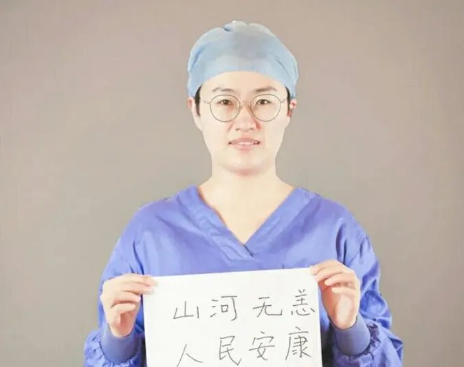 张静静去世,她的丈夫还在国外,为什么网友会说下辈子不会再见了?