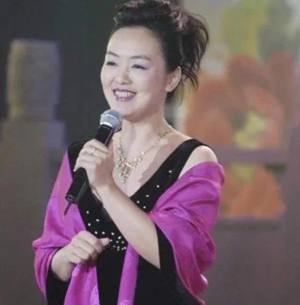 央视主播孙小梅老公是谁 众说纷纭传闻不断