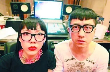 吴莫愁哈林疑同居 事实真相被揭露