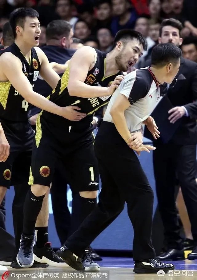 山东高速与浙江广厦的半决赛刚开始,睢冉就被罚下,对此你怎么看?