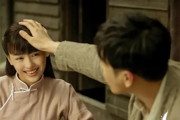 如何评价国产剧《谍战深海之惊蛰》？