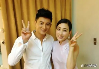 吴奇隆说马苏太爱干净，进她家前都得换衣服，这是为何？