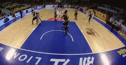 山东高速与浙江广厦的半决赛刚开始,睢冉就被罚下,对此你怎么看?