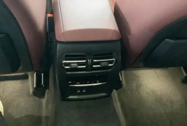 2021款宝马3系实车到店！最高优惠4.52万元