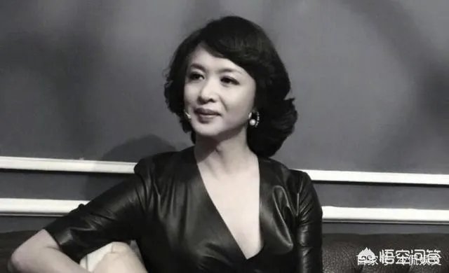 所有节目惨被停播，拒改国籍的“毒舌”金星，到底得罪了谁？