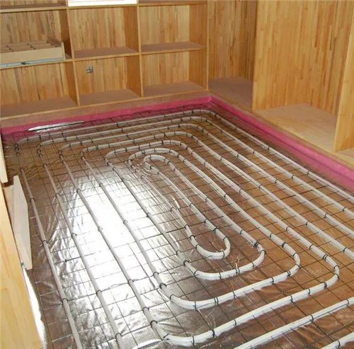 地暖怎么加循环泵