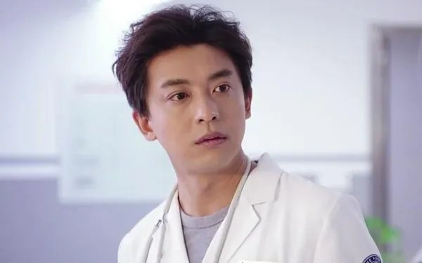 上海戏剧学院出过哪些明星“校草”？