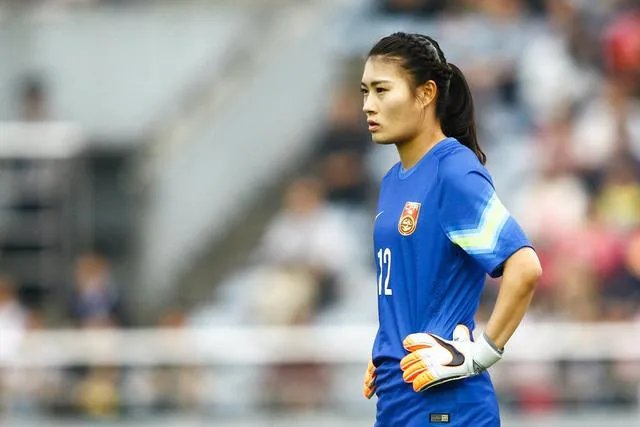 如何评价中国女足门将王飞加盟拜仁女队?