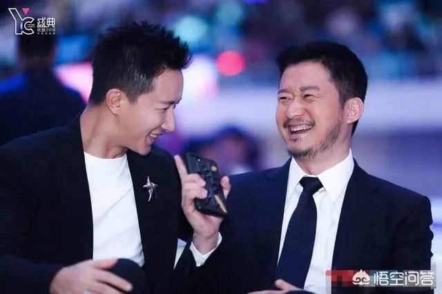 韩庚卢靖姗恋情公布后一同出席YC盛典，你怎么看？