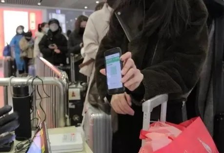 老年人健康码实际使用现状如何？大部分老年人都会使用吗？