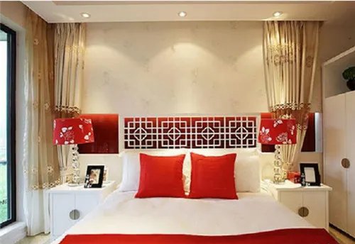 婚房卧室装修效果图欣赏　15平米婚房装扮彰显浪漫气息