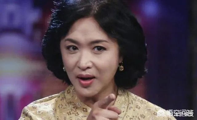 所有节目惨被停播，拒改国籍的“毒舌”金星，到底得罪了谁？