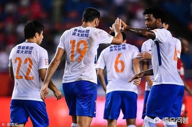 中超第17轮，小克鲁伊夫首秀，鲁能2-0重庆继续紧追国安，如何评价这场比赛？