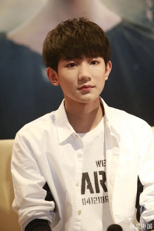 王源在《我们的歌》中做了什么事情被GAI称为王甜甜？