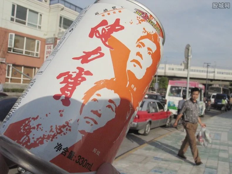 对嘴喝罐装饮料感染出血热 罪魁祸首竟然是它？