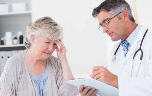 我国阿尔茨海默病患者超千万,导致患病的主要因素是什么?