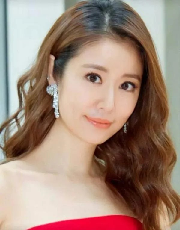 歌词里有 你就这样与我擦肩而过 是什么歌