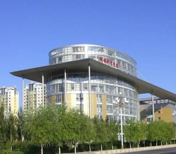 东北石油大学好么,就业率高么?