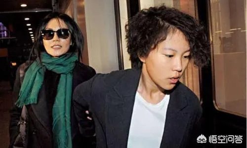 窦靖童荣获第九届北京电影节天坛奖最佳女配角奖，你觉得适合吗？