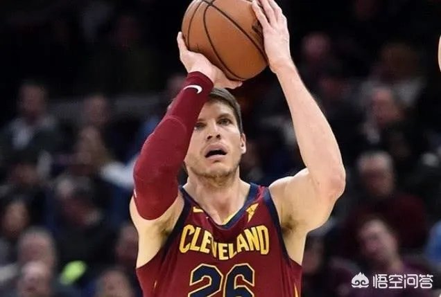 詹姆斯骑士逆转步行者,将总比分扳平为2:2,对此你怎么看?