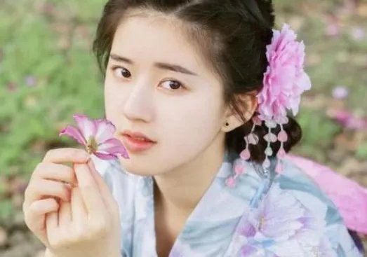 吴磊向赵露思炫耀，我身材是不是很好，赵露思的反应，太真实，咋回事？