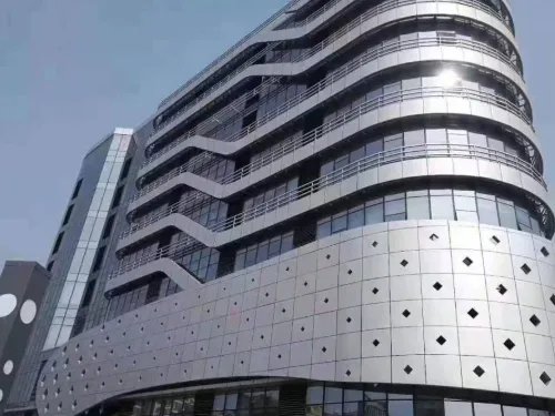 铝单板幕墙属于金属幕墙吗