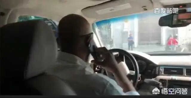 俄军士兵刚到委内瑞拉，瓜伊多被打，为何马杜罗不趁机抓捕打人者和瓜伊多进行审讯？