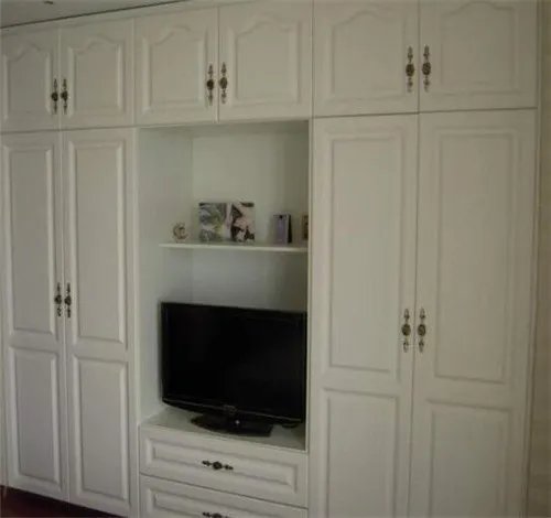 整体衣柜如何选择 整体衣柜哪些牌子比较好