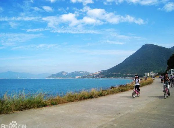 西冲好玩还是杨梅坑好玩