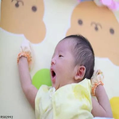 新生儿低钙血症应该怎么办