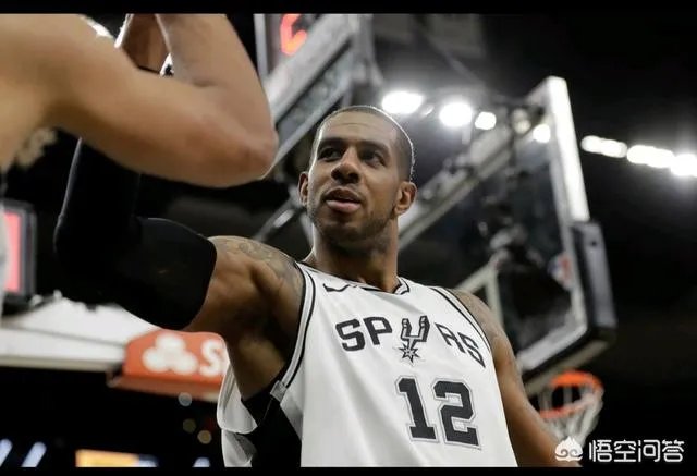 雷霆输给马刺遭遇四连败，你怎么看这场比赛？