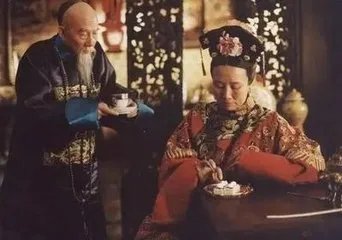 张之洞和李鸿章,谁对晚清的贡献更大?