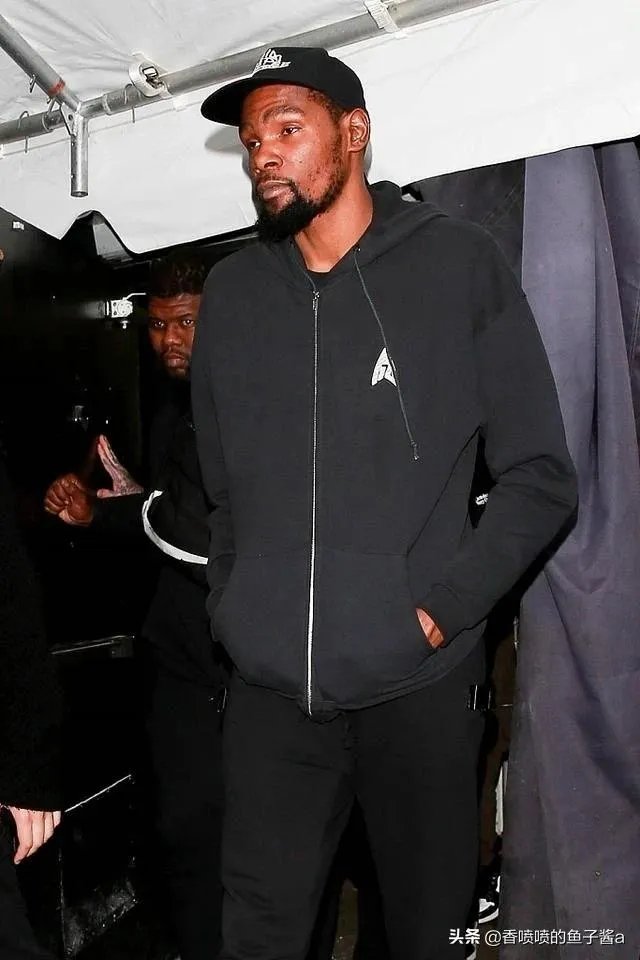 据报道杜兰特新冠肺炎已经彻底痊愈，你认为痊愈后会影响到竞技状态吗？