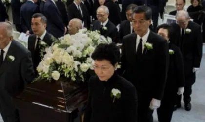 在香港扶灵意味着什么？