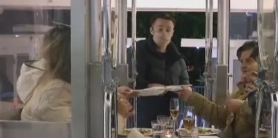 布达佩斯推出摩天轮饭店,你会选择去这样的饭店吗?