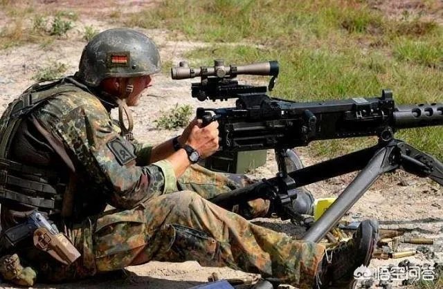 M2重机枪美军从二战一直用到现在，美国军队为何如此亲睐M2？