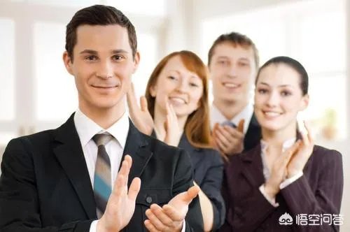 新任的单位一把手，如何看待主动靠近你并积极汇报的下属人员？